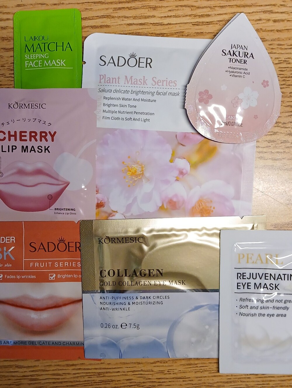 NWOT 8PC Sakura Mask Bundle 1 Facial/2 Eye/2 Lip/1 Travel/1 Sleep/ Spa Headband